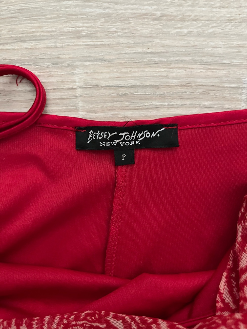 Vintage Betsey Johnson 90s Red Spaghetti-Strap Ruffled Hem Dress - Size XS (P) - Picture 7 of 8